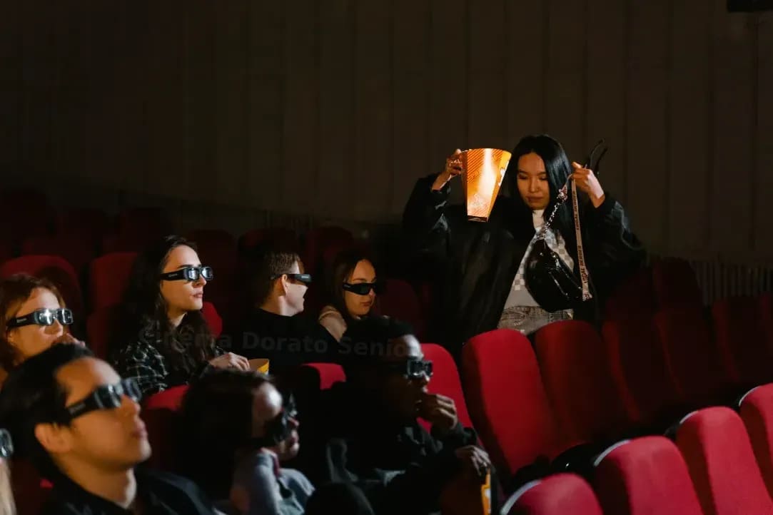 Cinema Dorato Senior 5